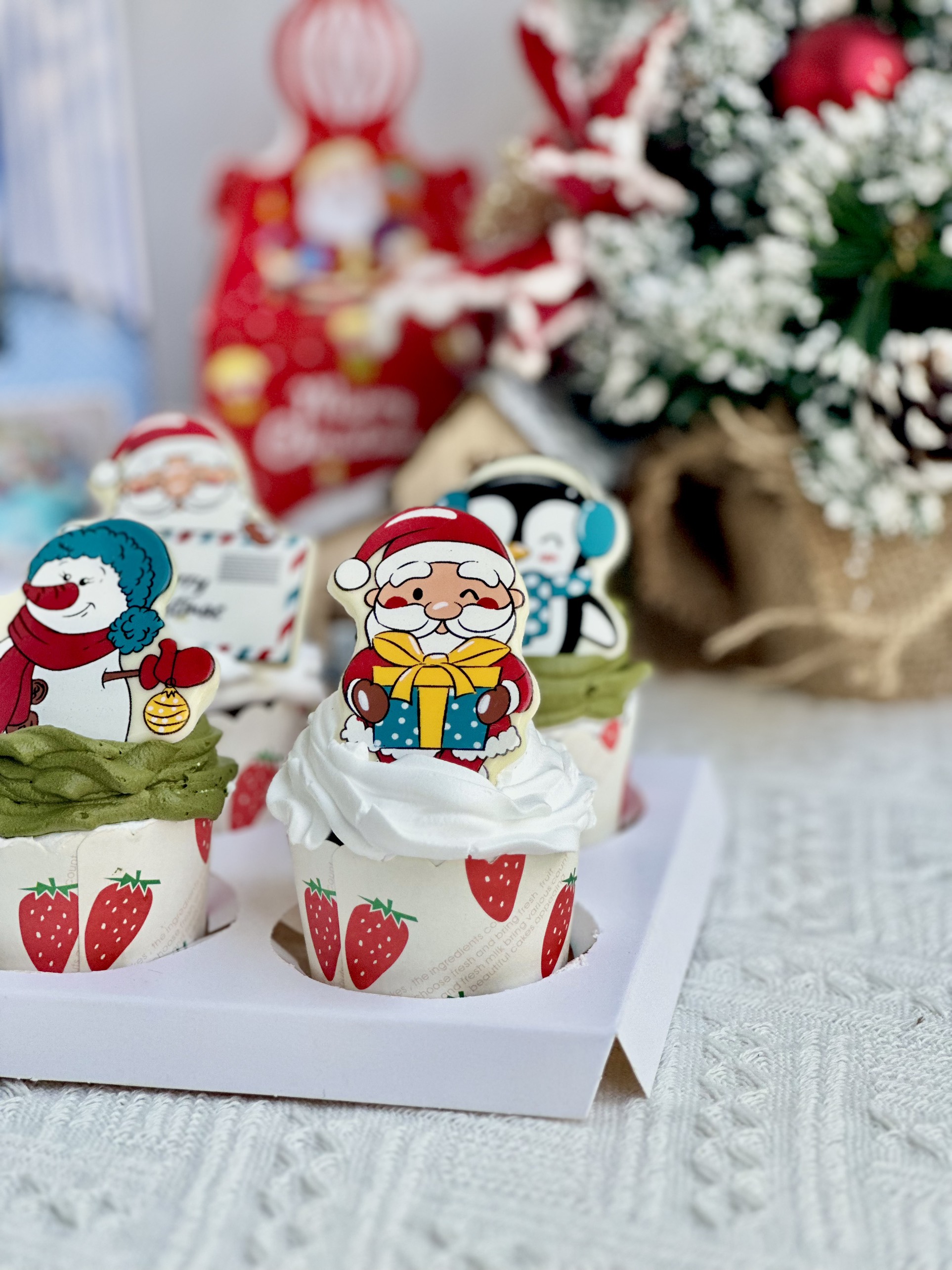 Trang trí bánh chủ đề noel